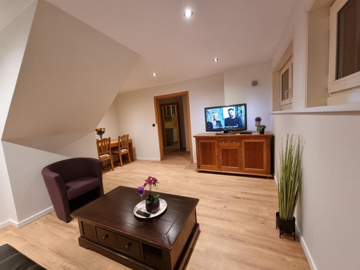 Susberg 3 Luxe Verblijf Met Zwembad En Sauna NeerNeerpelt Exteriér fotografie