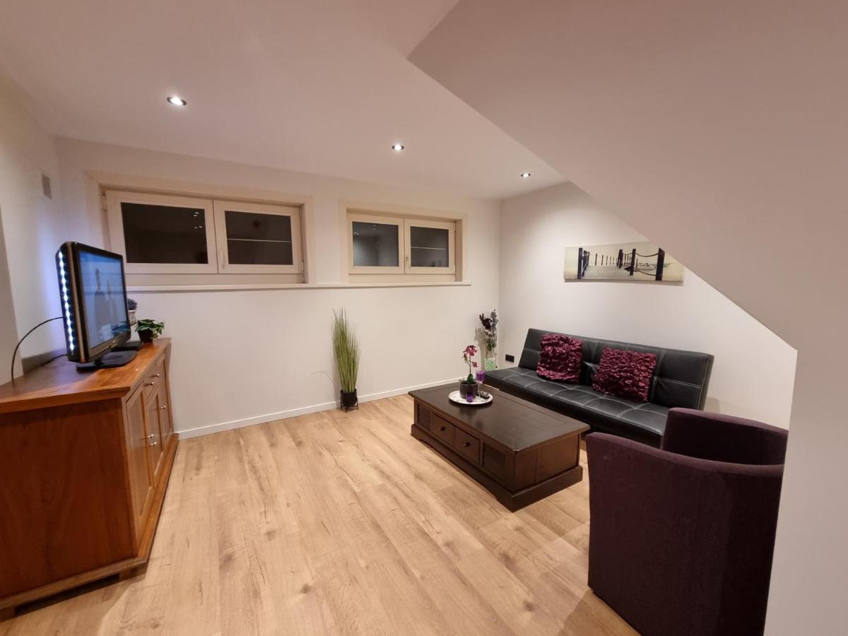 Susberg 3 Luxe Verblijf Met Zwembad En Sauna NeerNeerpelt Exteriér fotografie